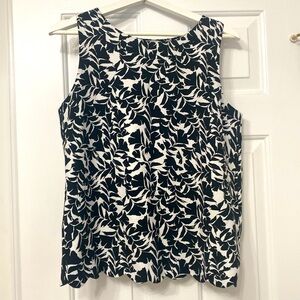 J Crew Printed scalloped-hem top with overlapped back size small